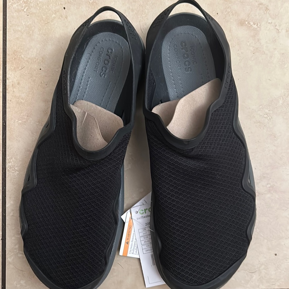 Men’s Crocs sandals size 11